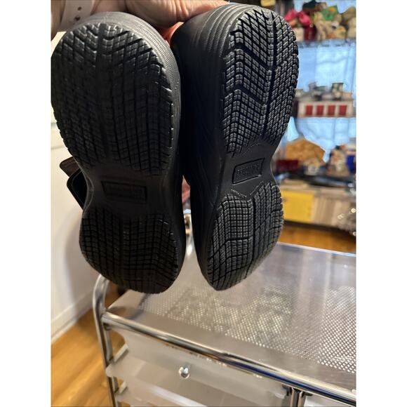 Men’ Rock Port Works Slip On Shoes Slip Res. Size 11 New No Box